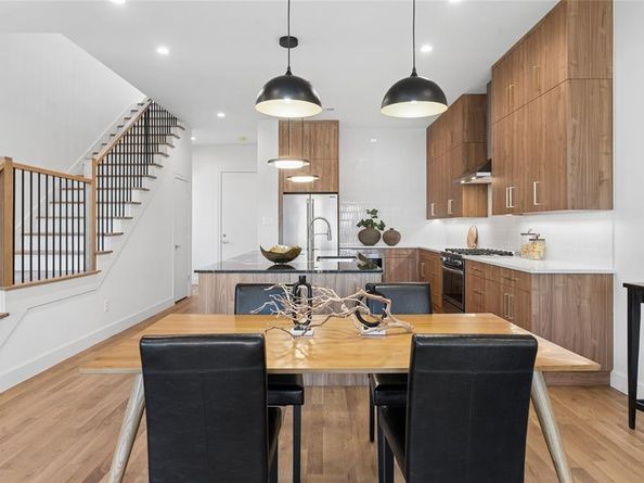 6607  Roper Street , Dallas Texas 75209
