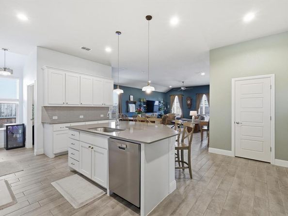 2213  Ruff Road , Denton Texas 76205