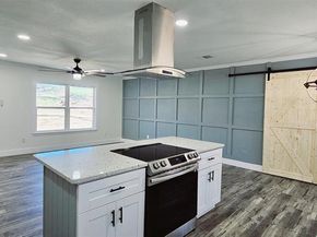 1612  Lynn Haven Avenue , Dallas Texas 75216