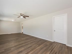 2230  Mack Lane , Dallas Texas 75227