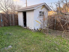 806  Pinehill Lane , Grand Prairie Texas 75052