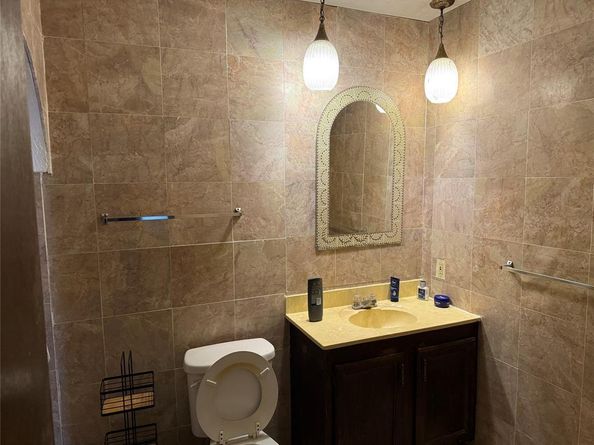 806  Pinehill Lane , Grand Prairie Texas 75052