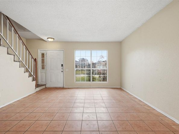 3721  Waxwing Circle S, Fort Worth Texas 76137