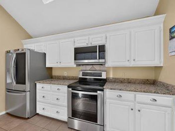 1157  Meadow Park Lane , Grand Prairie Texas 75052