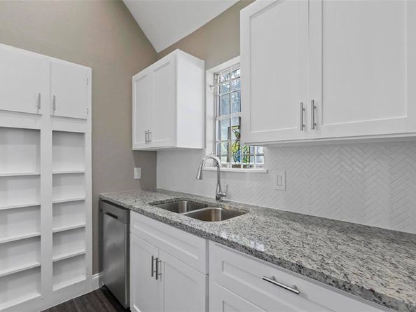 1444  Weiler Boulevard , Fort Worth Texas 76112