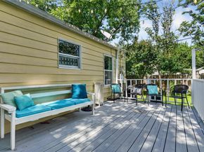 712  Edgefield Drive , Garland Texas 75040