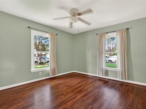 712  Edgefield Drive , Garland Texas 75040