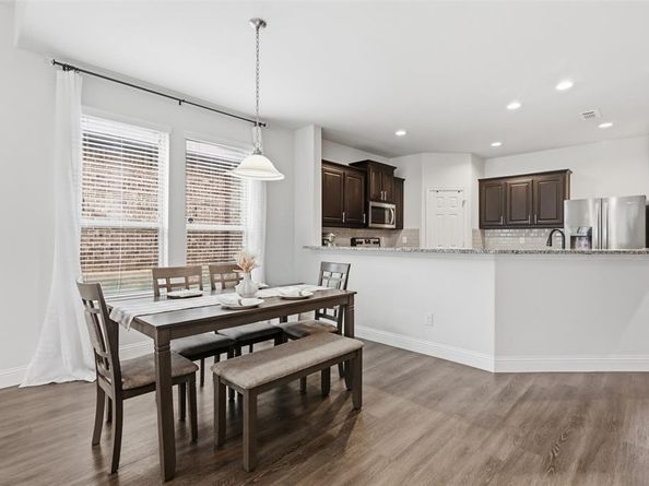 320  Hudson Court , Kennedale Texas 76060