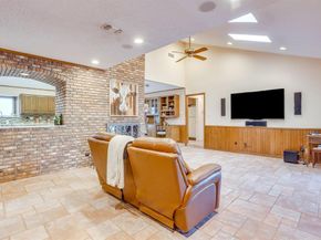 2006  Lake Country Drive , Arlington Texas 76012