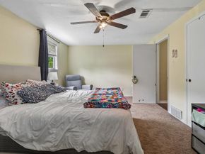 820 N Bowen Road , Arlington Texas 76012