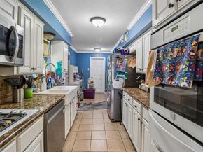 820 N Bowen Road , Arlington Texas 76012