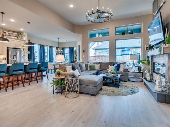 2063  Spotted Fawn Drive , Arlington Texas 76005