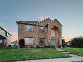 1184  Courtney Lane , Lewisville Texas 75077