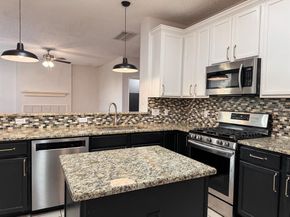 1184  Courtney Lane , Lewisville Texas 75077