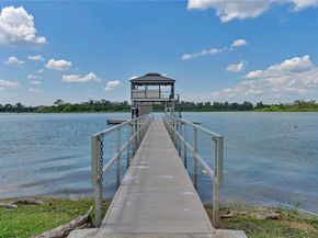 6412  Preferred Drive , Fort Worth Texas 76179