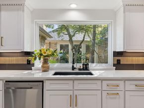 16140  Chalfont Circle , Dallas Texas 75248