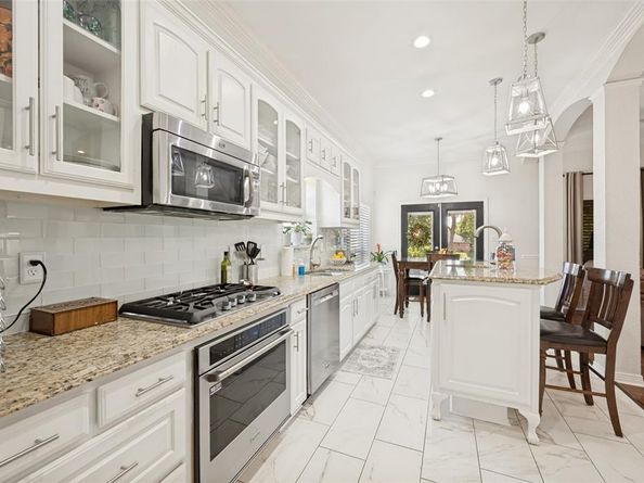 2203  Welch Place , Mansfield Texas 76063