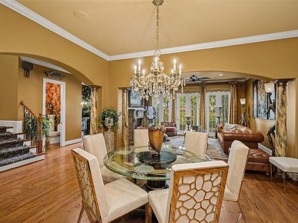 2713  Calder Court , Fort Worth Texas 76107