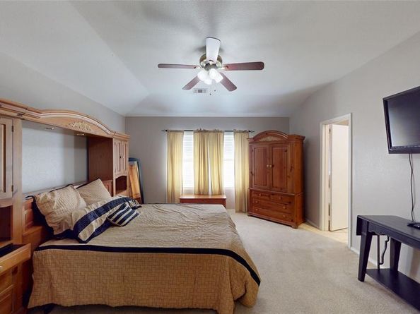 705  Chalk Knoll Road , Fort Worth Texas 76108