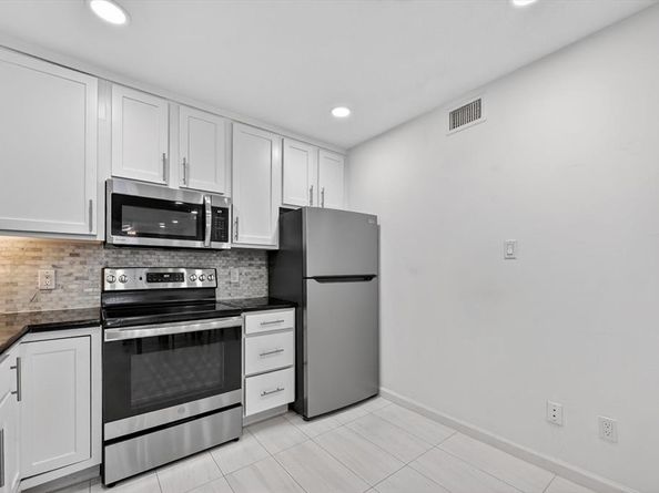 5111  Skillman Street  224, Dallas Texas 75206