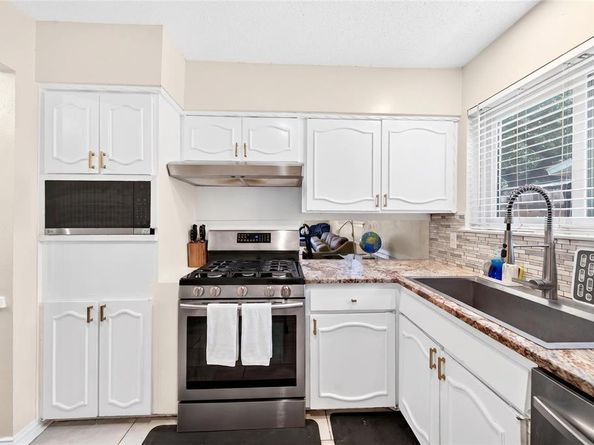 4016  Tacoma Street , Irving Texas 75062