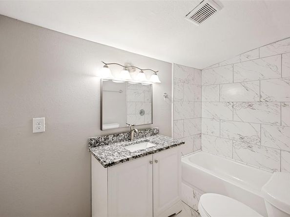 1245  Lowe Street , Fort Worth Texas 76110