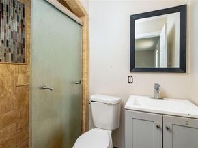 3219 N Winnetka Avenue , Dallas Texas 75212