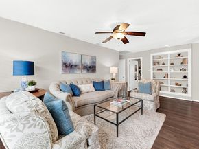 8835  Larchwood Drive , Dallas Texas 75238