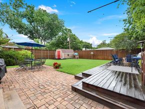 8835  Larchwood Drive , Dallas Texas 75238