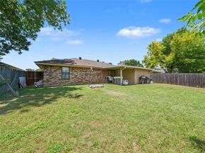 7325 S Meadow Drive E, Fort Worth Texas 76133