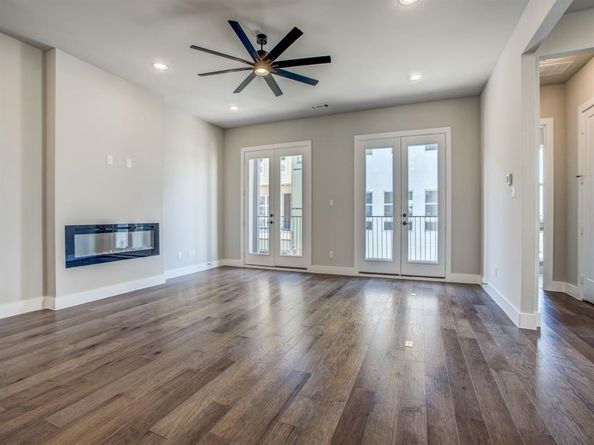 2527  Carolwood Lane , Dallas Texas 75212