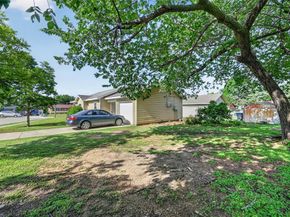 4421 E Kellis Street , Fort Worth Texas 76119