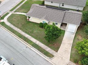 4421 E Kellis Street , Fort Worth Texas 76119