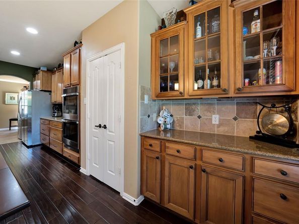 1413  Stone Mountain Parkway , Savannah Texas 76227