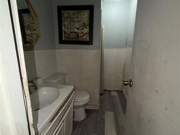 503 E Ridgewood Drive , Garland Texas 75041