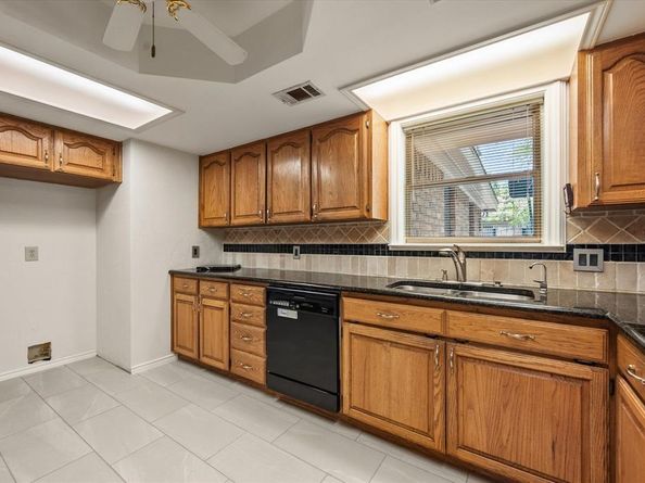 3425  Bridlegate Drive , Arlington Texas 76016