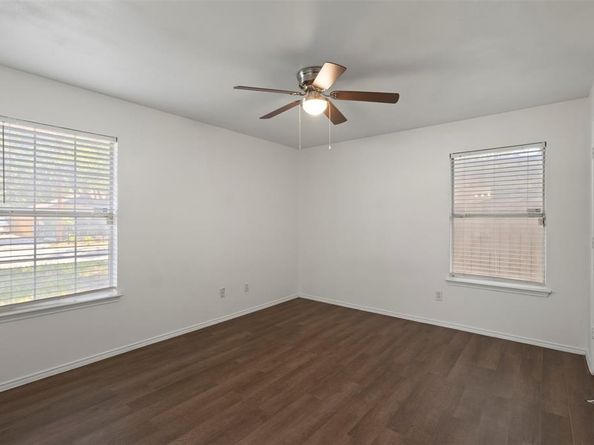 4650  Mexicana Road , Dallas Texas 75212