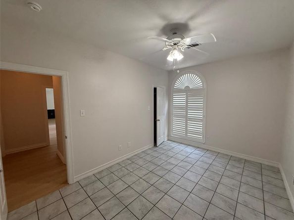 6832  Clear Spring Drive , Fort Worth Texas 76132