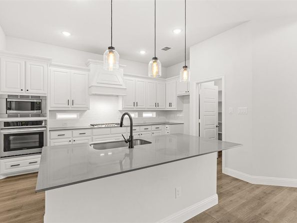 6908  Truth Drive , Dallas Texas 75236