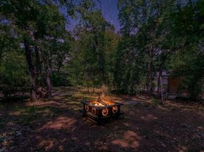 101  Hollyhill Lane , Denton Texas 76205