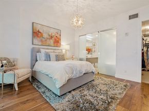 3130 N Harwood Street  702, Dallas Texas 75201