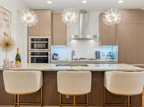 3130 N Harwood Street  702, Dallas Texas 75201