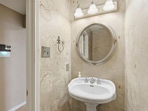 829  Elbe Drive , Arlington Texas 76001