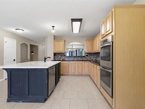 829  Elbe Drive , Arlington Texas 76001