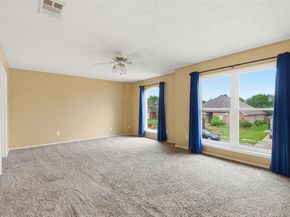 829  Elbe Drive , Arlington Texas 76001