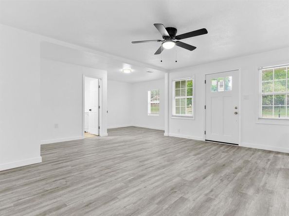 1008  Schieffer Avenue , Fort Worth Texas 76110