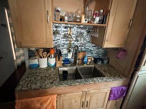 2502 E Overton Road , Dallas Texas 75216