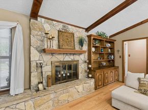 1401  Clover Hill Road , Mansfield Texas 76063
