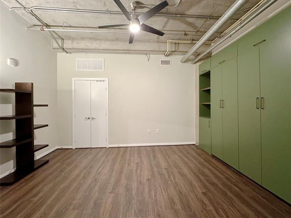 1001  Belleview Street  307, Dallas Texas 75215