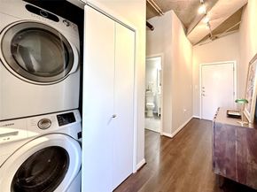 1001  Belleview Street  307, Dallas Texas 75215